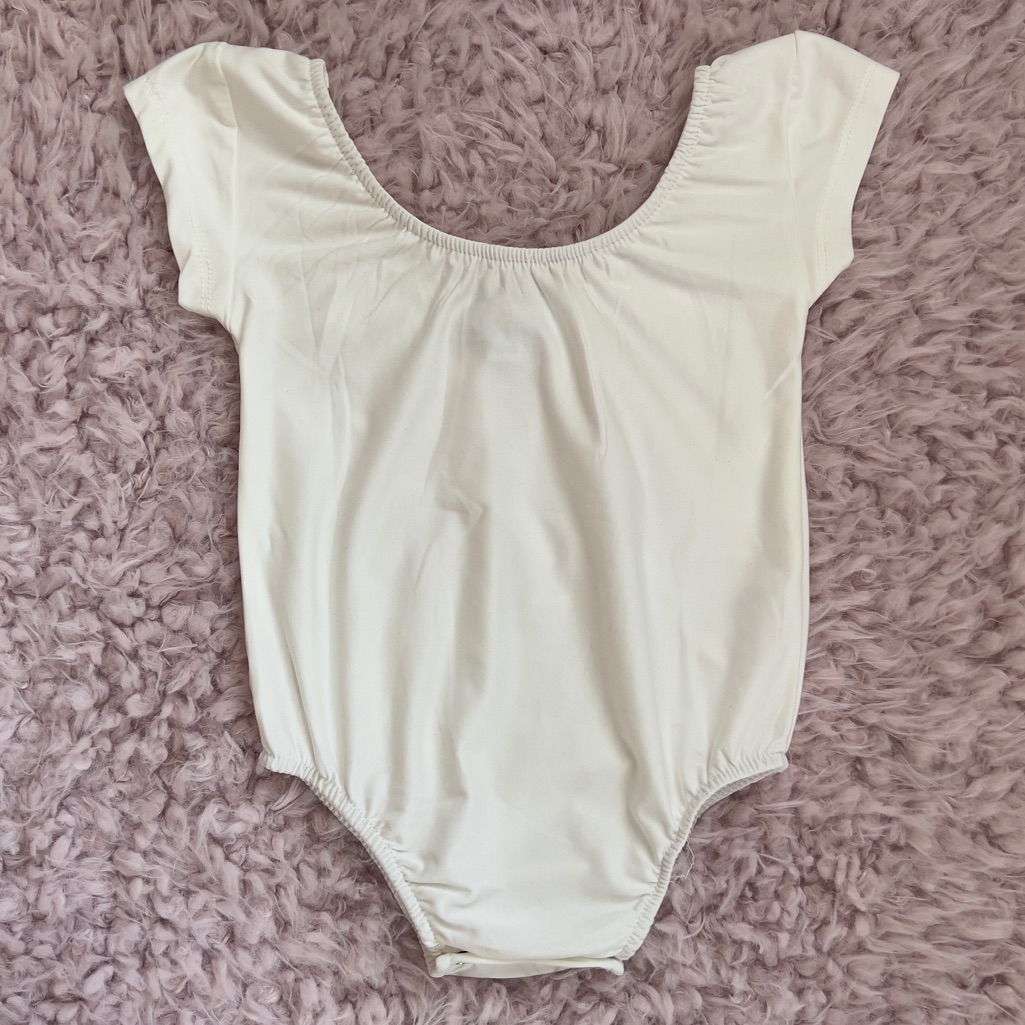Nwot Bailey's Blossoms Maggie Cap Sleeve Leotard - Snow White